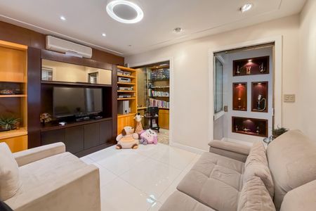 Casa para alugar com 350m², 3 quartos e 1 vagaEscritório