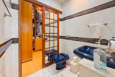 Casa para alugar com 350m², 3 quartos e 1 vagaBanheiro da Suíte 1