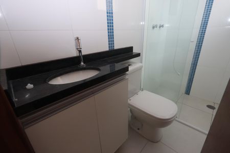 Casa de condomínio à venda com 110m², 2 quartos e 2 vagasBanheiro da Suíte 1