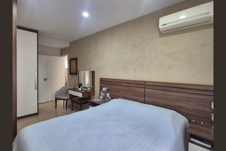 Apartamento à venda com 195m², 3 quartos e 2 vagasSuíte 3