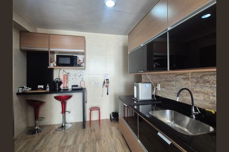 Apartamento à venda com 195m², 3 quartos e 2 vagas Apartamento à venda com 195m², 3 quartos e 2 vagasCozinha