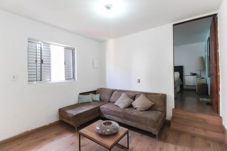 Casa para alugar com 150m², 3 quartos e 1 vagaSala