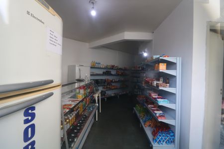 Apartamento para alugar com 65m², 2 quartos e 1 vagaMini Mercado