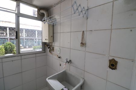 Apartamento para alugar com 65m², 2 quartos e 1 vagaÁrea de Serviço