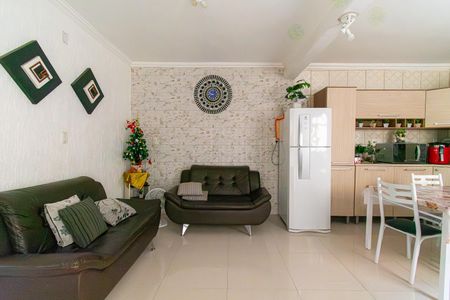 Sala de casa à venda com 4 quartos, 125m² em Vila California, São Paulo