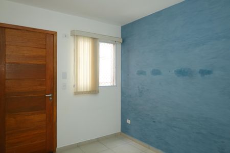 Casa de condomínio para alugar com 39m², 2 quartos e sem vagaSala