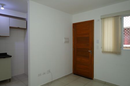 Casa de condomínio para alugar com 39m², 2 quartos e sem vagaSala