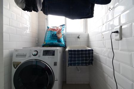 Apartamento para alugar com 50m², 2 quartos e sem vaga Apartamento para alugar com 50m², 2 quartos e sem vagaÁrea de Serviço