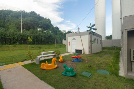Apartamento para alugar com 41m², 2 quartos e 1 vaga Apartamento para alugar com 41m², 2 quartos e 1 vagaÁrea comum - Playground
