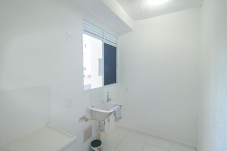 Apartamento para alugar com 41m², 2 quartos e 1 vaga Apartamento para alugar com 41m², 2 quartos e 1 vagaCozinha e Área de Serviço