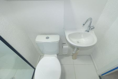 Apartamento para alugar com 41m², 2 quartos e 1 vaga Apartamento para alugar com 41m², 2 quartos e 1 vagaBanheiro