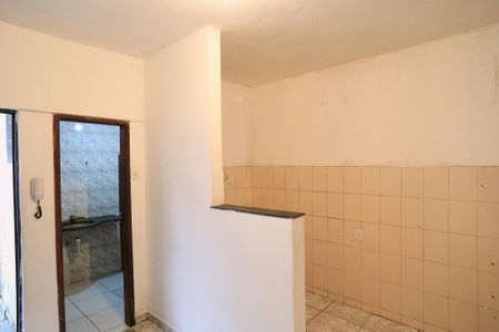 Casa para alugar com 80m², 2 quartos e sem vaga Casa para alugar com 80m², 2 quartos e sem vagaCozinha