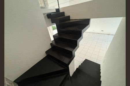 Casa para alugar com 200m², 4 quartos e 6 vagas