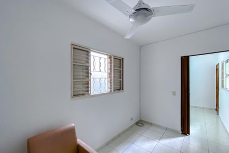 Casa à venda com 35m², 1 quarto e sem vagaSuíte