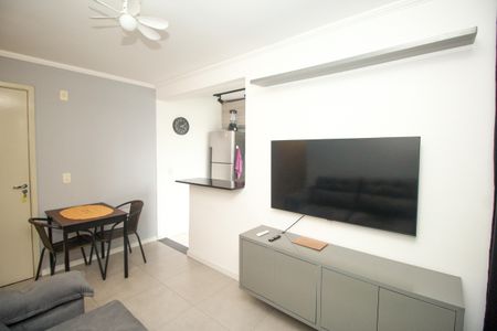 Sala de apartamento para alugar com 2 quartos, 45m² em Parque Sao Vicente, Santo André