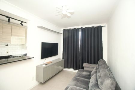 Sala de apartamento para alugar com 2 quartos, 45m² em Parque Sao Vicente, Santo André