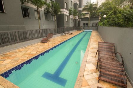 Apartamento para alugar com 55m², 2 quartos e 1 vagaPiscina