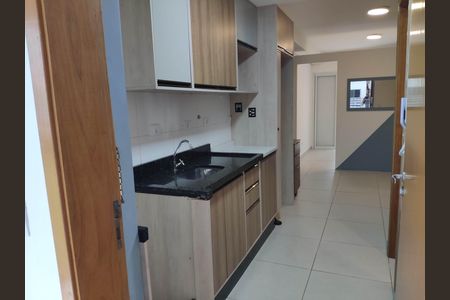Apartamento à venda com 1 quarto, 32m² em Jardim Sabara, São Paulo