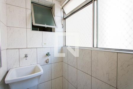 Apartamento à venda com 68m², 3 quartos e 1 vagaÁrea de serviço