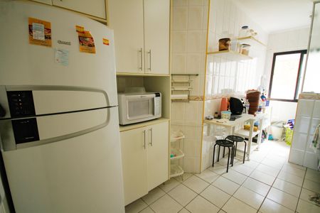 Apartamento para alugar com 75m², 2 quartos e 1 vagaCozinha