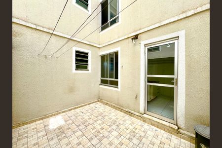 Apartamento para alugar com 47m², 2 quartos e 1 vaga Apartamento para alugar com 47m², 2 quartos e 1 vagaQuintal