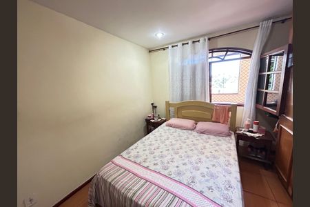 Casa para alugar com 80m², 5 quartos e 4 vagasQuarto 2 casa 2