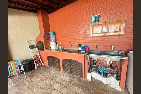 Casa para alugar com 80m², 5 quartos e 4 vagasEspaço Gourmet