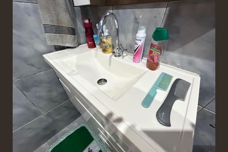 Casa para alugar com 80m², 5 quartos e 4 vagasBanheiro