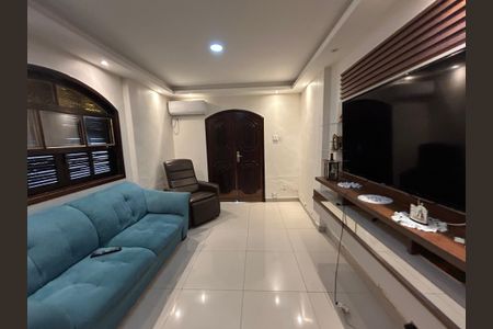 Sala de casa para alugar com 5 quartos, 80m² em Anchieta, Nilópolis