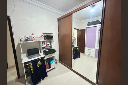 Casa para alugar com 80m², 5 quartos e 4 vagasQuarto 1