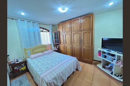 Casa para alugar com 80m², 5 quartos e 4 vagasQuarto 2 casa 2