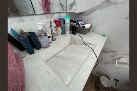 Casa para alugar com 80m², 5 quartos e 4 vagasBanheiro da Suíte 1