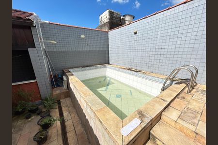 Casa para alugar com 80m², 5 quartos e 4 vagasPiscina