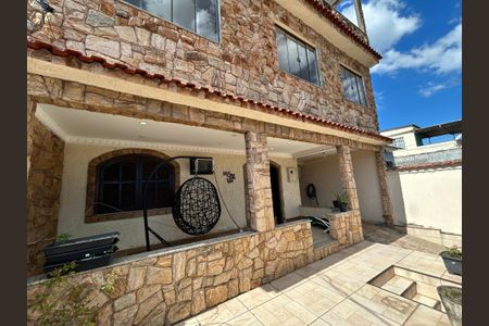 Casa para alugar com 80m², 5 quartos e 4 vagasVaranda casa 1