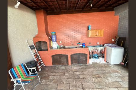 Casa para alugar com 80m², 5 quartos e 4 vagasEspaço Gourmet