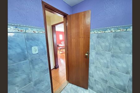Casa para alugar com 80m², 5 quartos e 4 vagasBanheiro