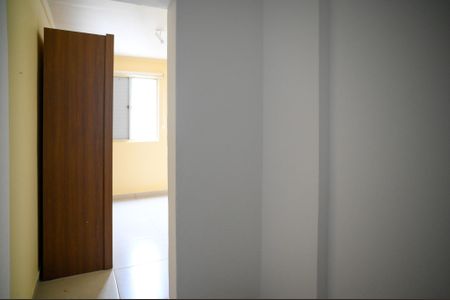 Apartamento para alugar com 57m², 2 quartos e 1 vaga Apartamento para alugar com 57m², 2 quartos e 1 vagaCloset Quarto 2