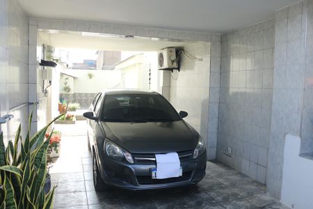 Casa para alugar com 3 quartos, 232m² em Viga, Nova Iguaçu