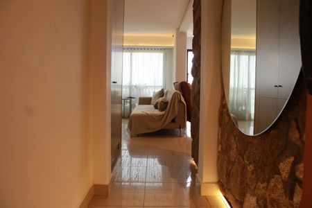 Apartamento à venda com 314m², 4 quartos e 4 vagasHall de entrada