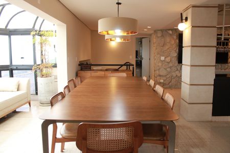 Apartamento à venda com 314m², 4 quartos e 4 vagasSalão de Festas