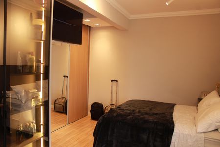 Apartamento à venda com 314m², 4 quartos e 4 vagasSuite