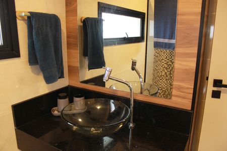 Apartamento à venda com 314m², 4 quartos e 4 vagasBanheiro 1