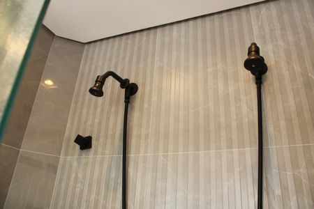 Apartamento à venda com 314m², 4 quartos e 4 vagasBanheiro da Suíte