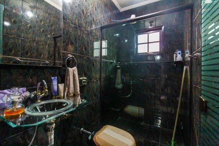 Casa para alugar com 220m², 3 quartos e 5 vagas Casa para alugar com 220m², 3 quartos e 5 vagasBanheiro da Suíte