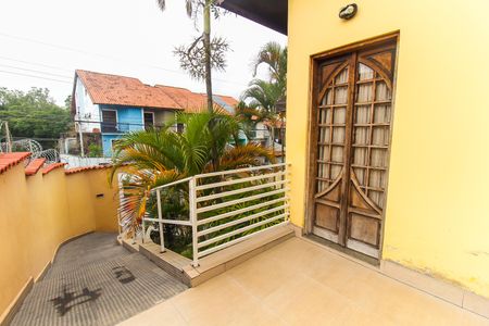 Casa para alugar com 220m², 3 quartos e 5 vagas Casa para alugar com 220m², 3 quartos e 5 vagasQuintal