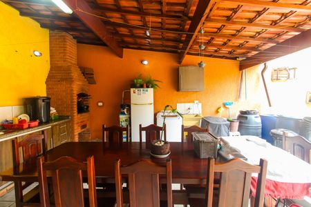 Casa para alugar com 220m², 3 quartos e 5 vagas Casa para alugar com 220m², 3 quartos e 5 vagasÁrea Gourmet