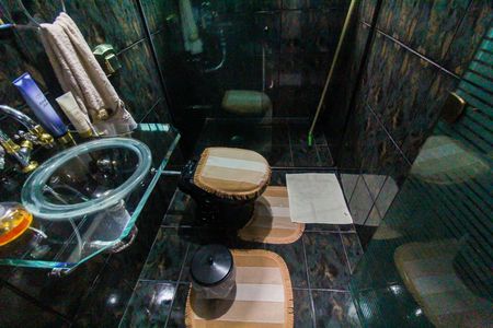 Casa para alugar com 220m², 3 quartos e 5 vagas Casa para alugar com 220m², 3 quartos e 5 vagasBanheiro da Suíte