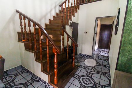 Casa para alugar com 220m², 3 quartos e 5 vagas Casa para alugar com 220m², 3 quartos e 5 vagasSala