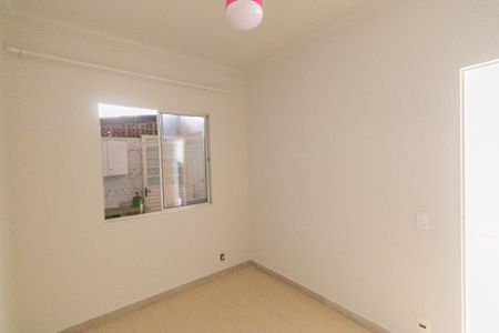 Apartamento à venda com 2 quartos, 50m² em Heliópolis, Belo Horizonte