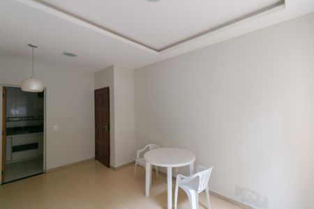 Apartamento à venda com 2 quartos, 50m² em Heliópolis, Belo Horizonte